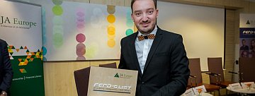 Сдружение Ре-Акт